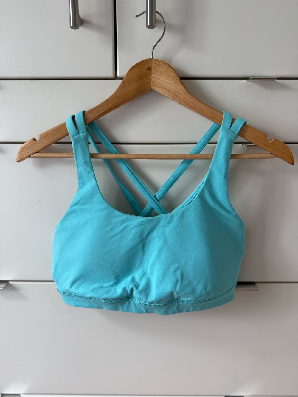 Lululemon Energy Bra Medium Support, B–D Cups Electric Turquoise Size 8 - Picture 3 of 4